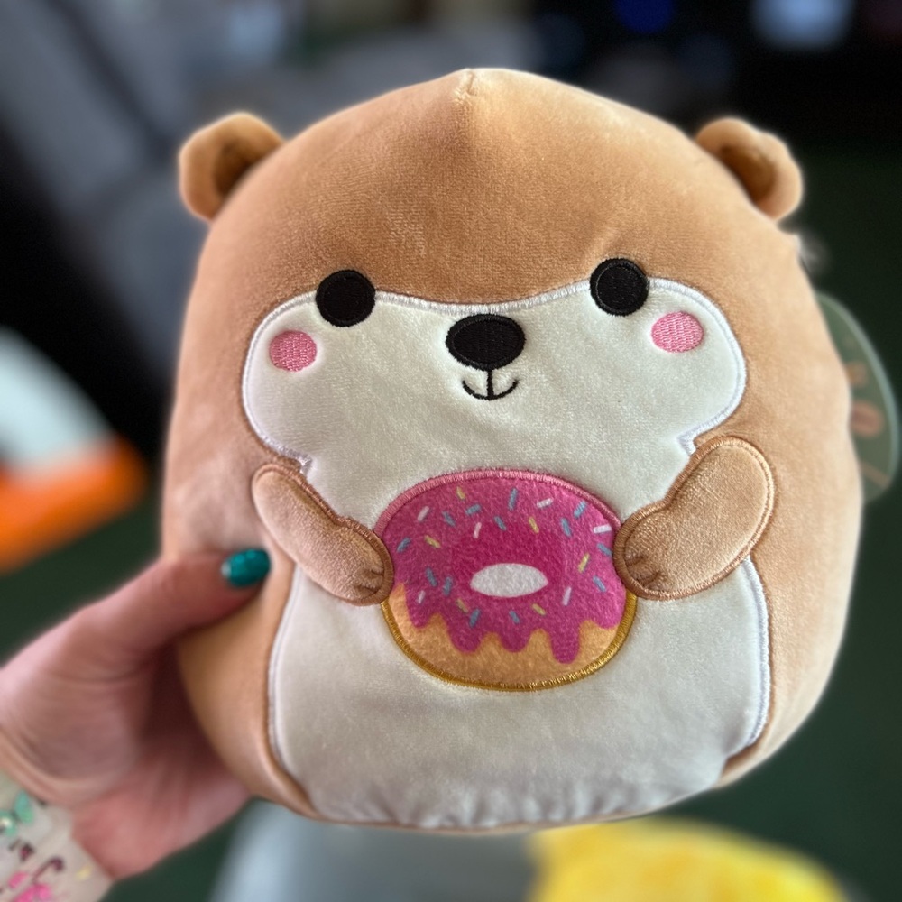 Ash (squishmallow)